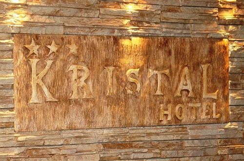 Villa Hotel Kristal Budapest Exteriör bild